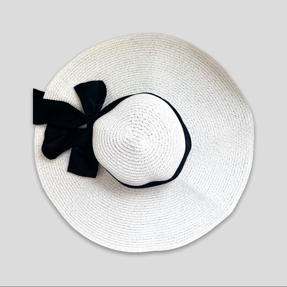 Boutique **Final Price** Wide Brim Floppy Straw/Beach/Sun Hat
